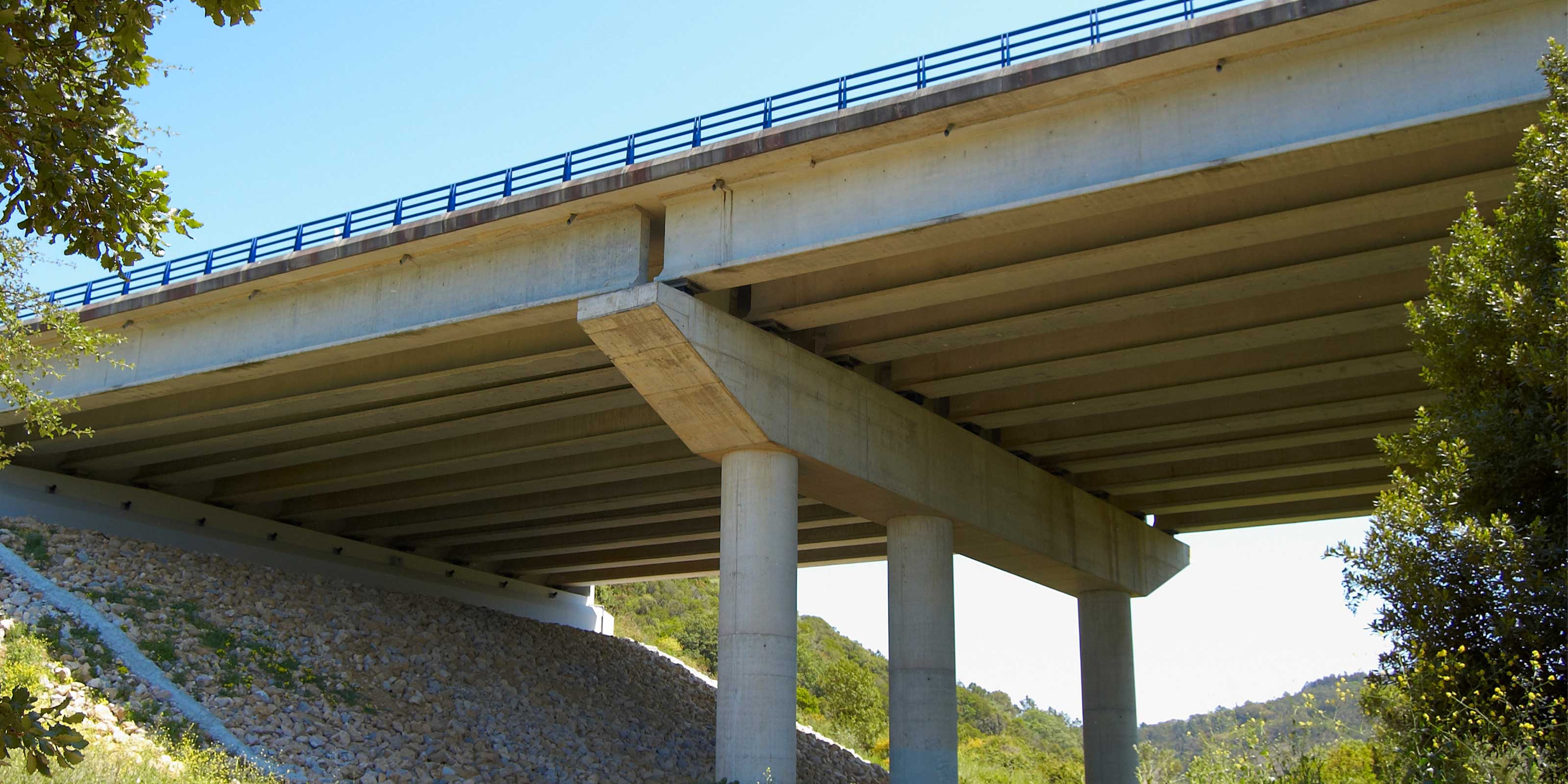 PCマテリアル工業トップイメージ